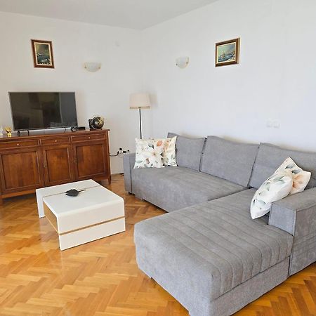 Apartment Huanita Promajna Kültér fotó