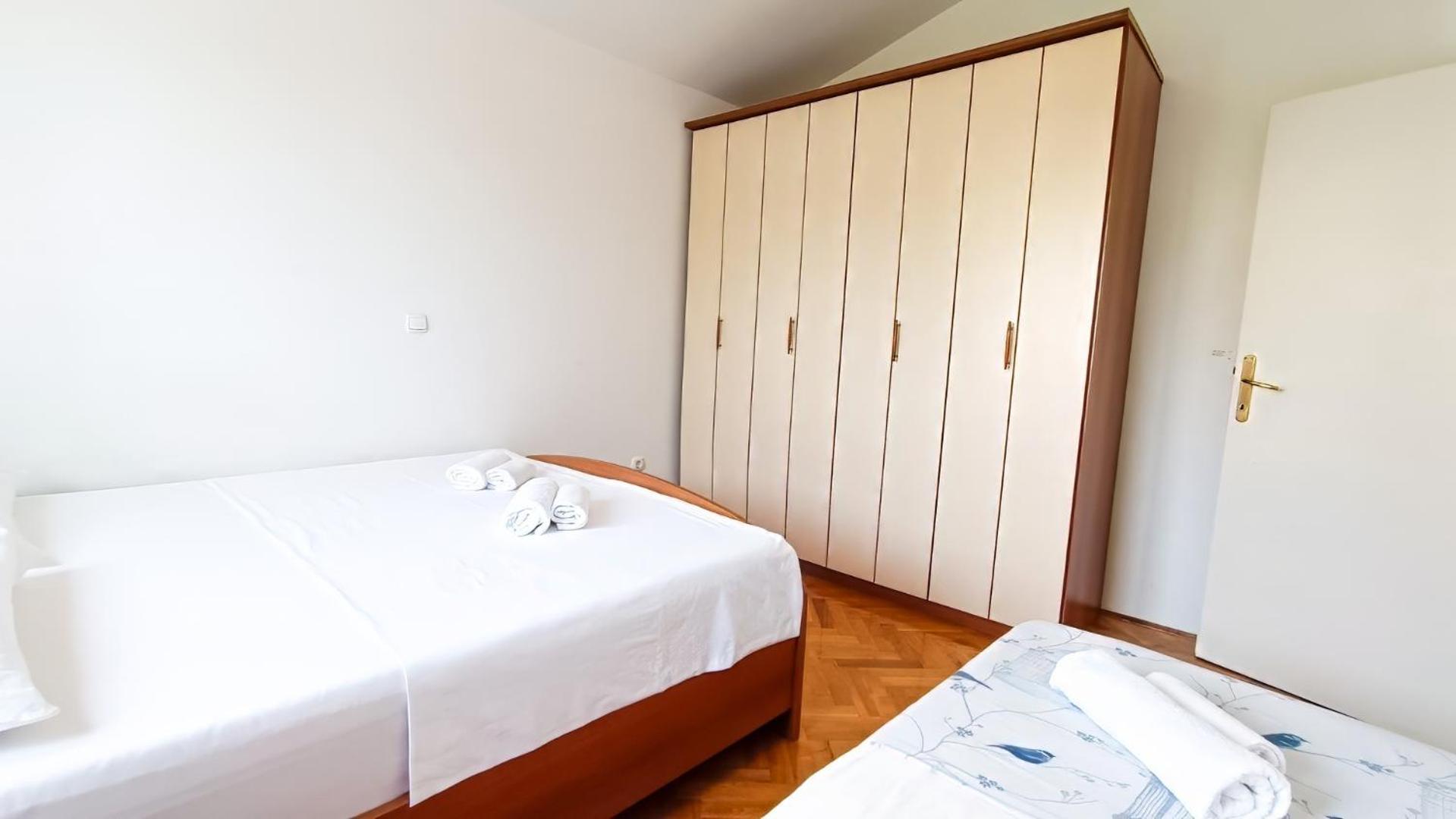 Apartment Huanita Promajna Kültér fotó