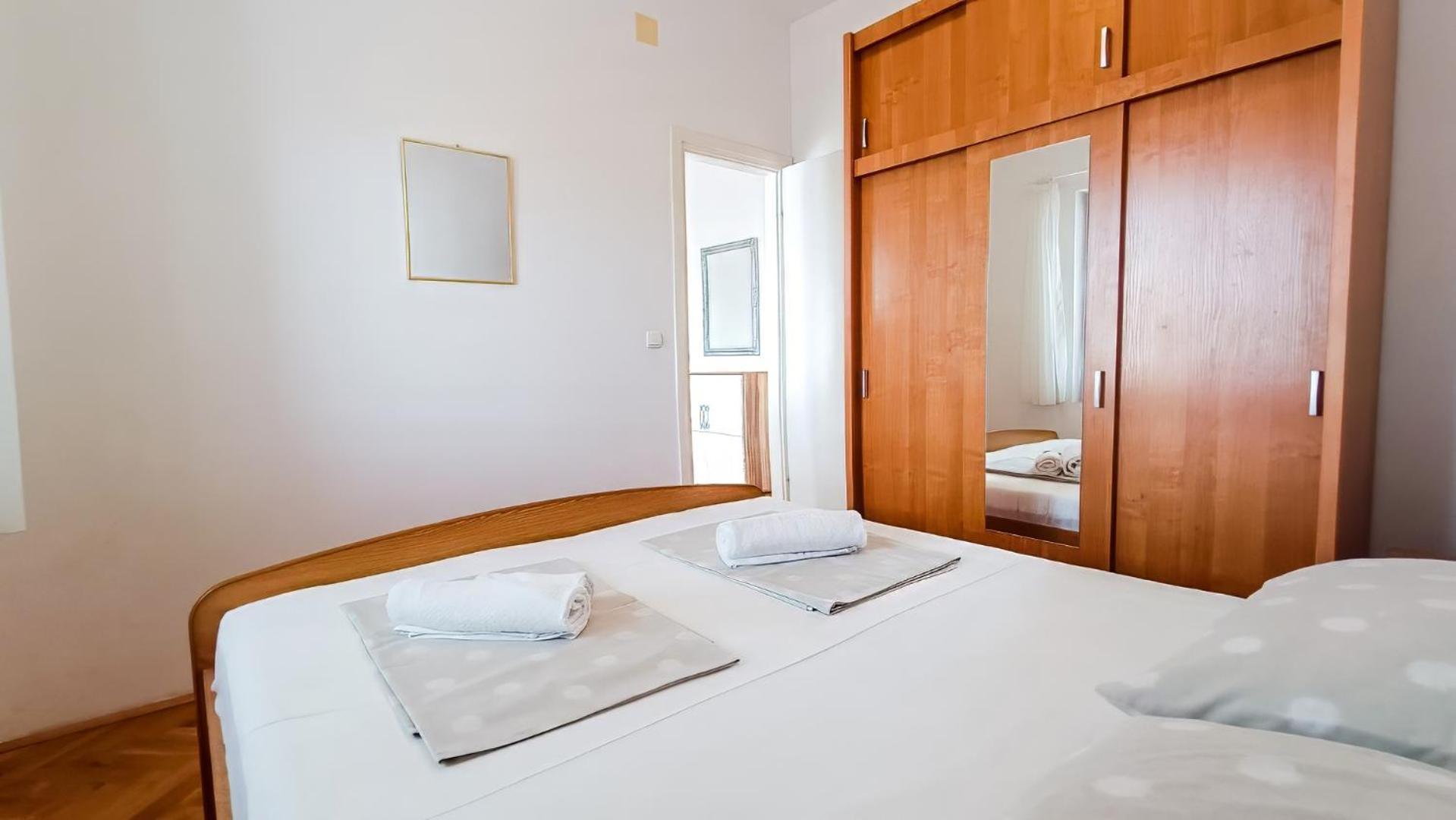 Apartment Huanita Promajna Kültér fotó