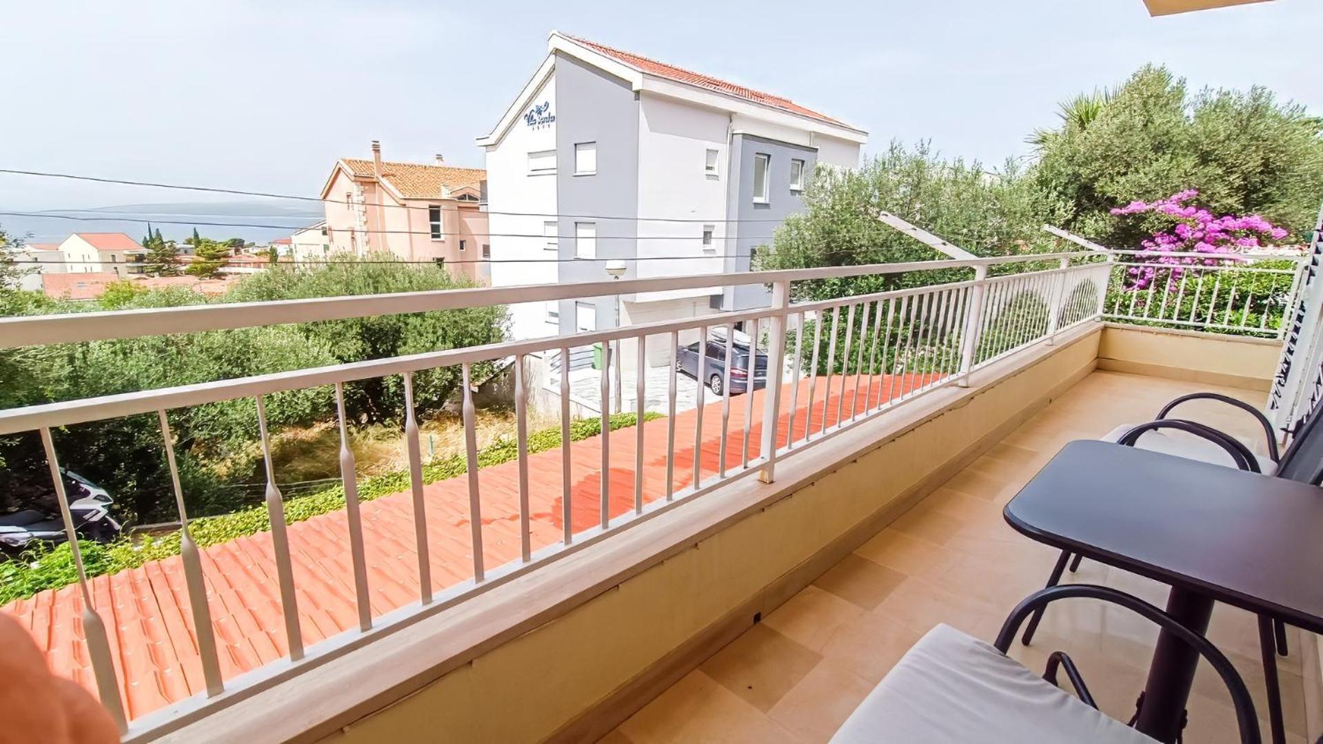 Apartment Huanita Promajna Kültér fotó