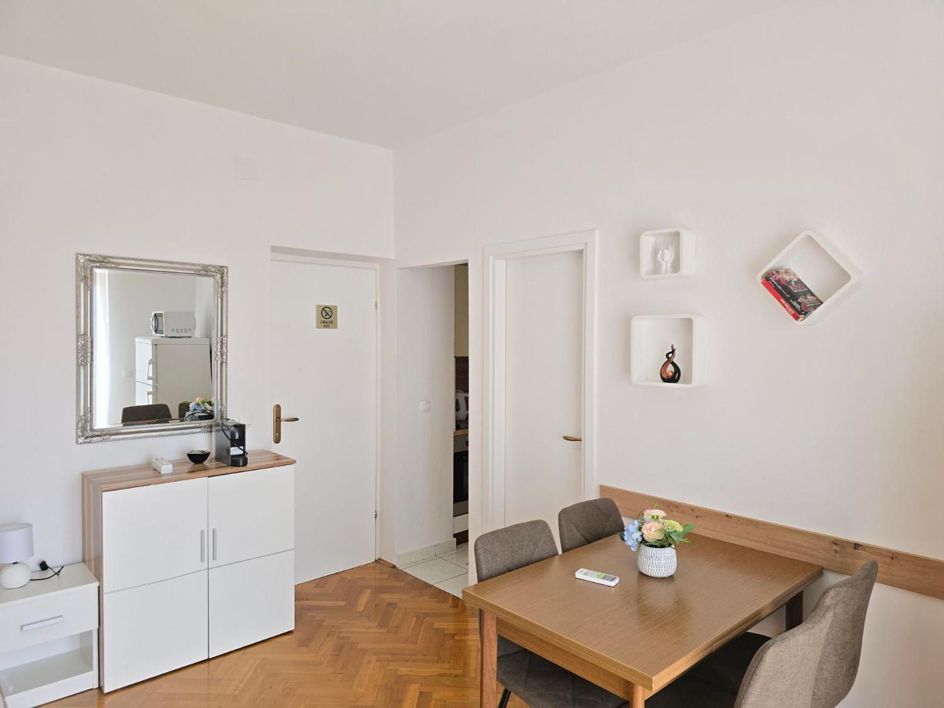 Apartment Huanita Promajna Kültér fotó